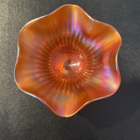 Vintage Carnival glass bowl - Picture 2 of 2
